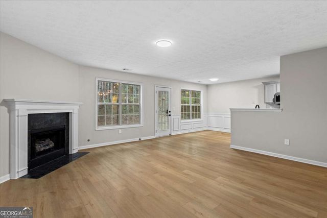 6261 Lake Valley Point, Lithonia, GA 30058