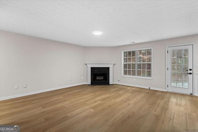 6261 Lake Valley Point, Lithonia, GA 30058