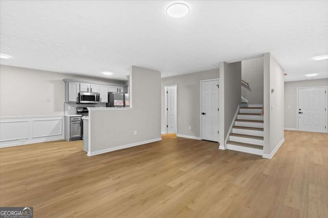 6261 Lake Valley Point, Lithonia, GA 30058