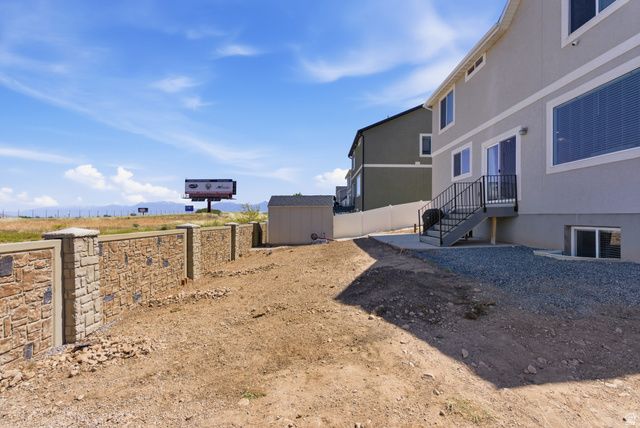 1202 S RAINTREE LN, Santaquin, UT 84655