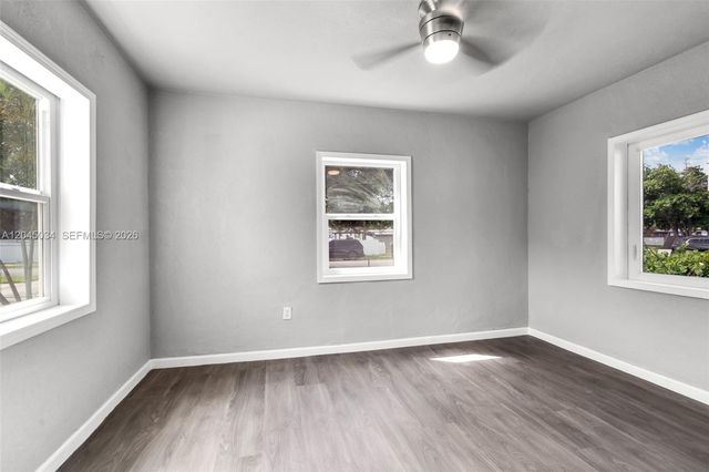 1246 Fisherman St, Opa-locka, FL 33054