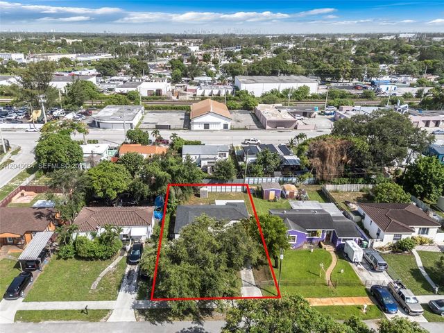 1246 Fisherman St, Opa-locka, FL 33054