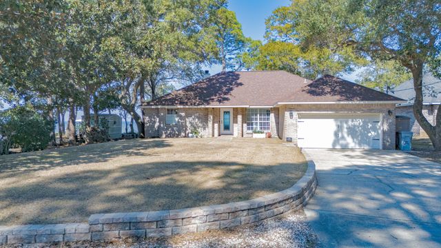5756 E Bay Boulevard, Gulf Breeze, FL 32563