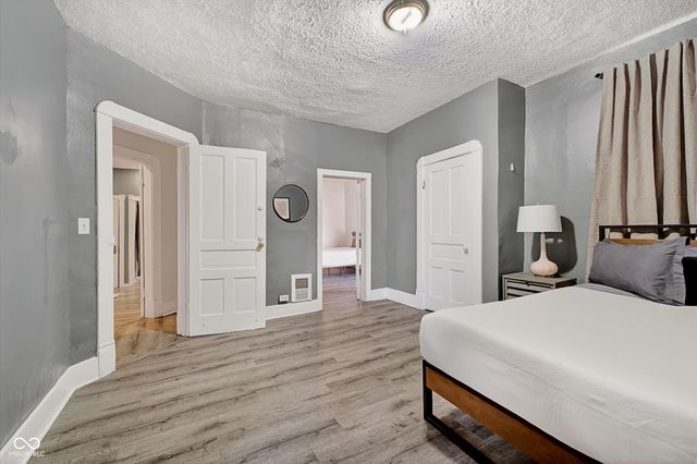 2446 Carrollton Avenue, Indianapolis, IN 46205