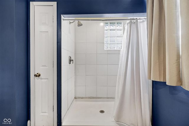 2446 Carrollton Avenue, Indianapolis, IN 46205