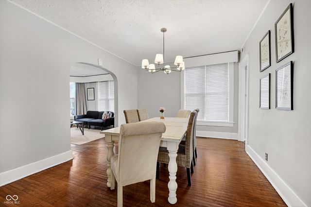 2446 Carrollton Avenue, Indianapolis, IN 46205