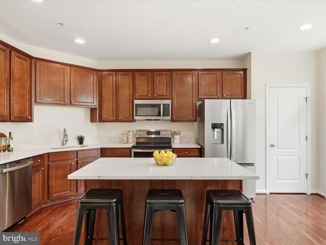 4960 6TH ST NE, Washington, DC 20017