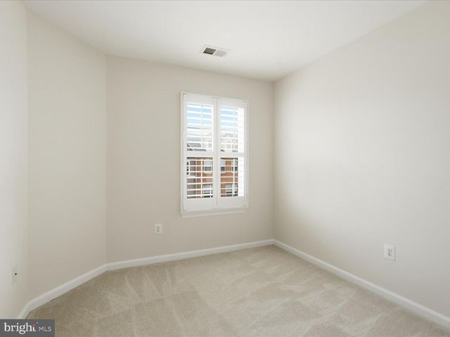 4960 6TH ST NE, Washington, DC 20017