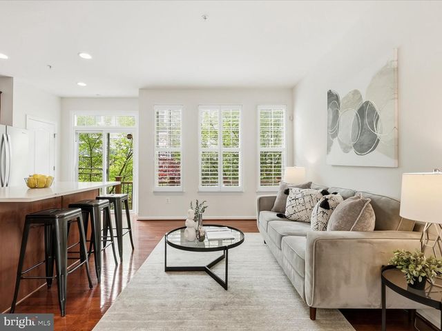 4960 6TH ST NE, Washington, DC 20017