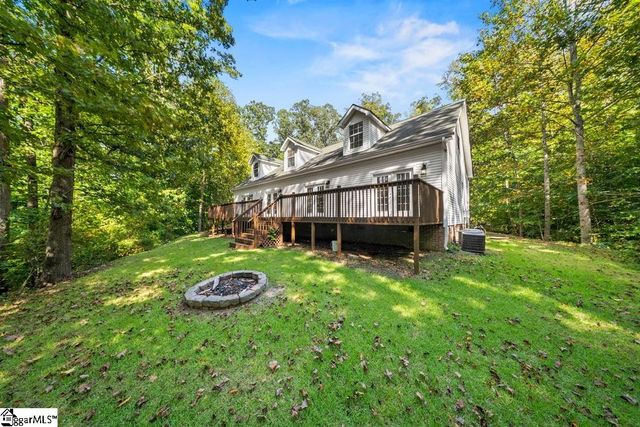 107 Buttercup Court, Westminster, SC 29693
