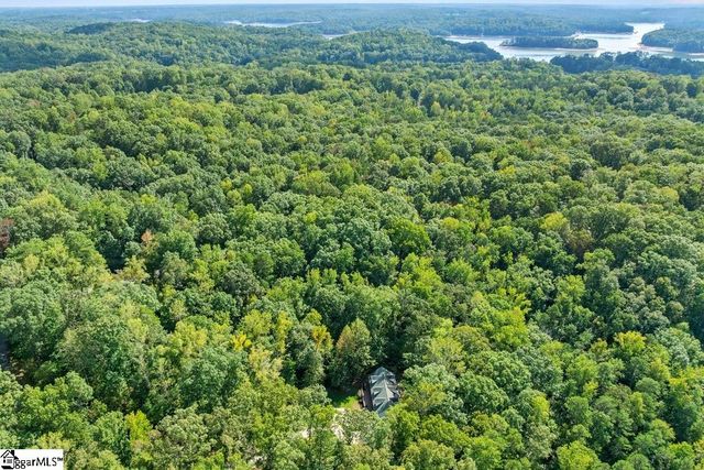 107 Buttercup Court, Westminster, SC 29693
