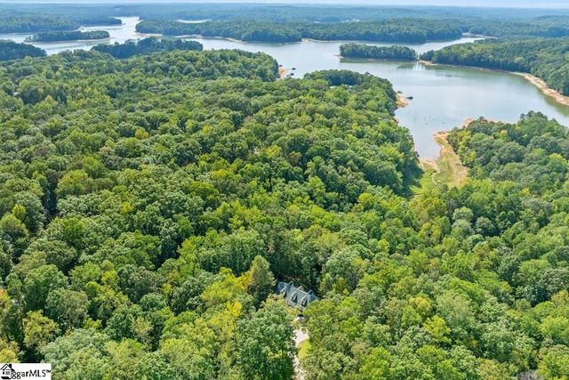 107 Buttercup Court, Westminster, SC 29693