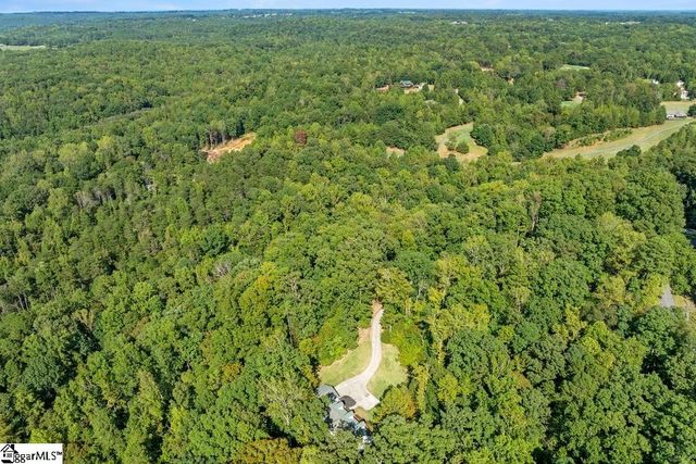 107 Buttercup Court, Westminster, SC 29693
