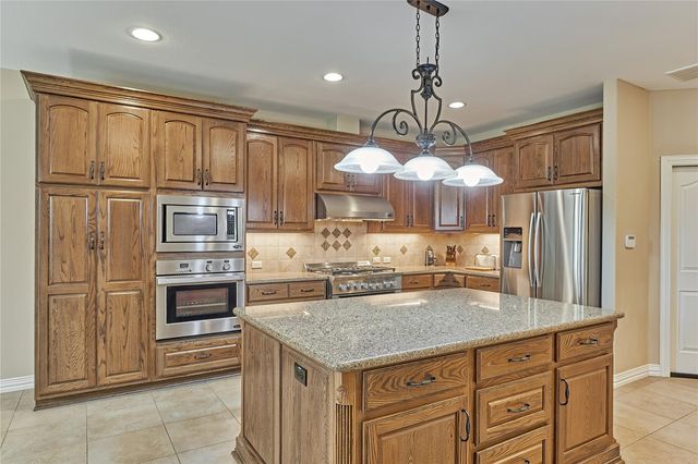 14538 Hillshire Drive, Willis, TX 77318