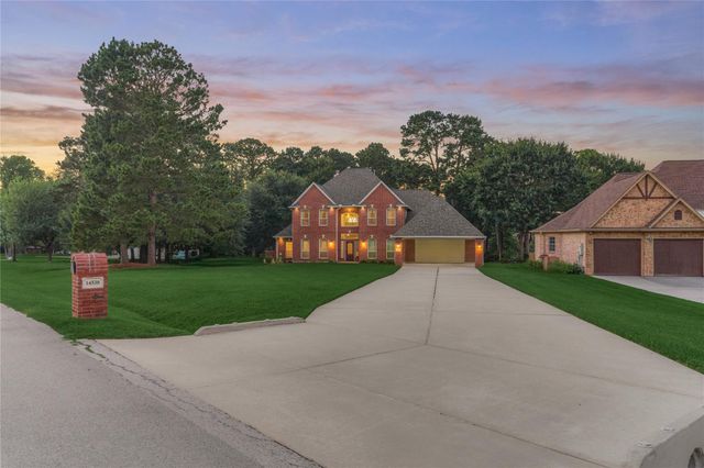 14538 Hillshire Drive, Willis, TX 77318