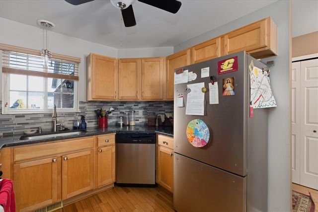 2255 Crystal Crossing Drive, Howell, MI 48843