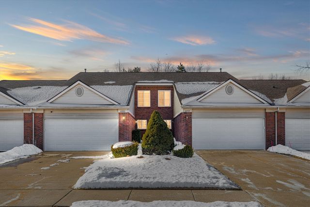 2255 Crystal Crossing Drive, Howell, MI 48843