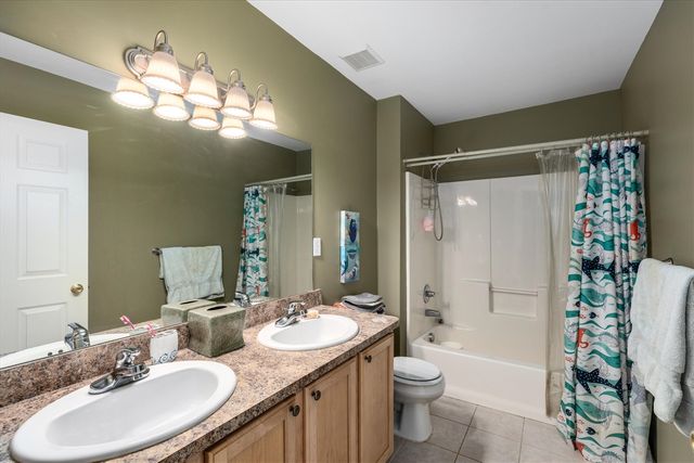 2255 Crystal Crossing Drive, Howell, MI 48843