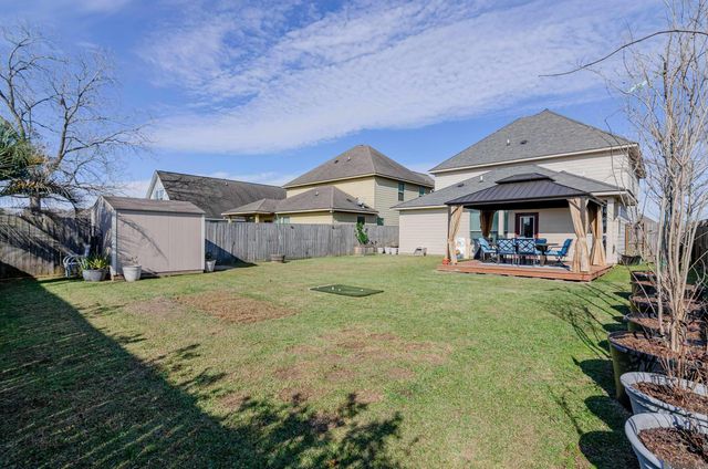 36451 Dutchtown Gardens Ave, Geismar, LA 70734