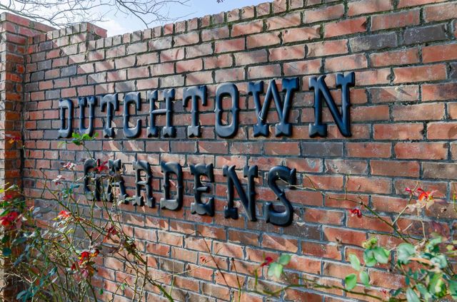 36451 Dutchtown Gardens Ave, Geismar, LA 70734