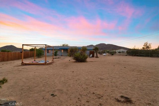 4661 Avenida La Manana, Joshua Tree, CA 92252