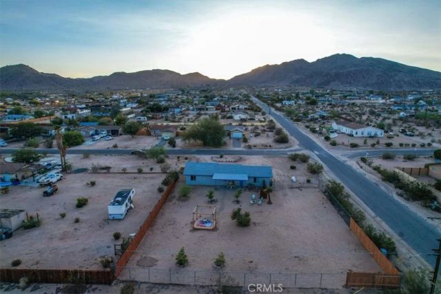 4661 Avenida La Manana, Joshua Tree, CA 92252