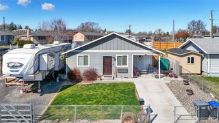1042 W Charlotte Street, Moses Lake, WA 98837