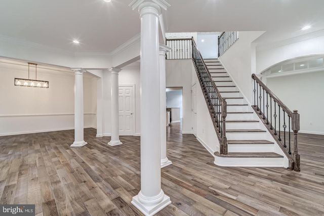 24909 PINEBROOK RD, Chantilly, VA 20152