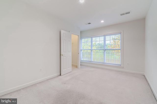 24909 PINEBROOK RD, Chantilly, VA 20152