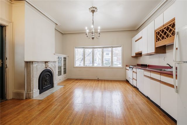 18 Vick Park B, Rochester, NY 14607