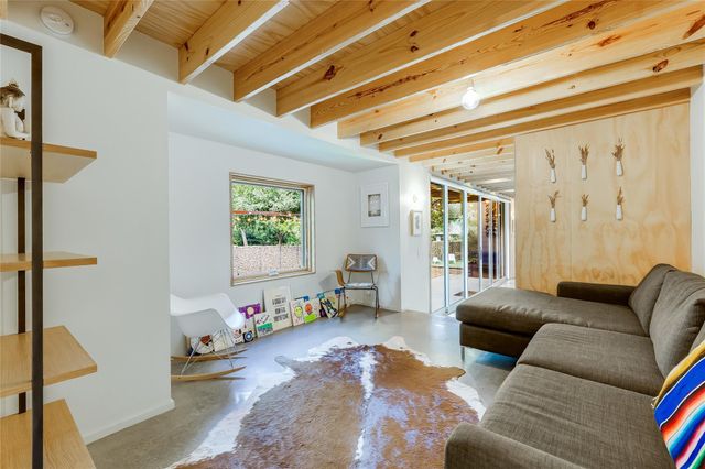 2000 Kenwood Ave, Austin, TX 78704