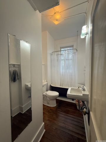 111 Leigh St Apt 2, San Antonio, TX 78210