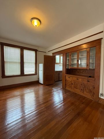 111 Leigh St Apt 2, San Antonio, TX 78210