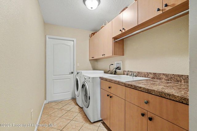 13387 Newcastle Avenue, Spring Hill, FL 34609