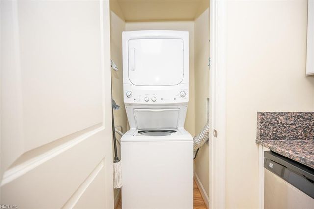 712 Guildford MEWS, Chesapeake, VA 23320