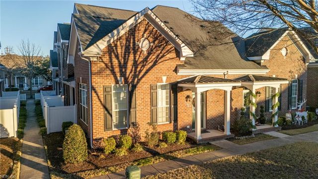 712 Guildford MEWS, Chesapeake, VA 23320
