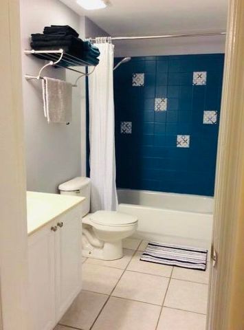 2100 Greenview Shores Boulevard 518, Wellington, FL 33414