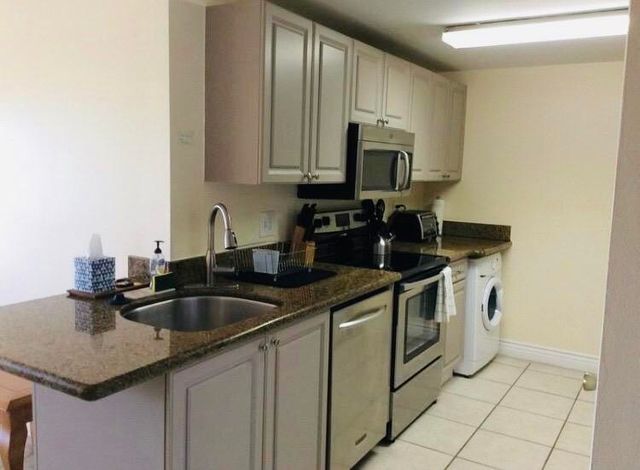 2100 Greenview Shores Boulevard 518, Wellington, FL 33414