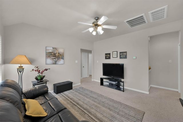 15 Aquiline Oaks Place, The Woodlands, TX 77382