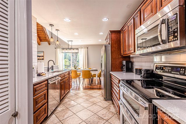 540 Toot Hollow Road, Bryson City, NC 28713