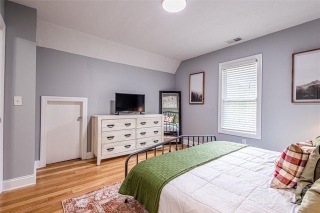 540 Toot Hollow Road, Bryson City, NC 28713