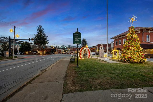 540 Toot Hollow Road, Bryson City, NC 28713