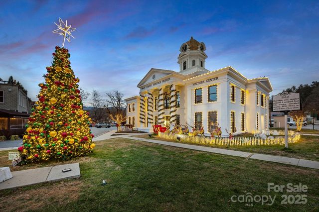 540 Toot Hollow Road, Bryson City, NC 28713