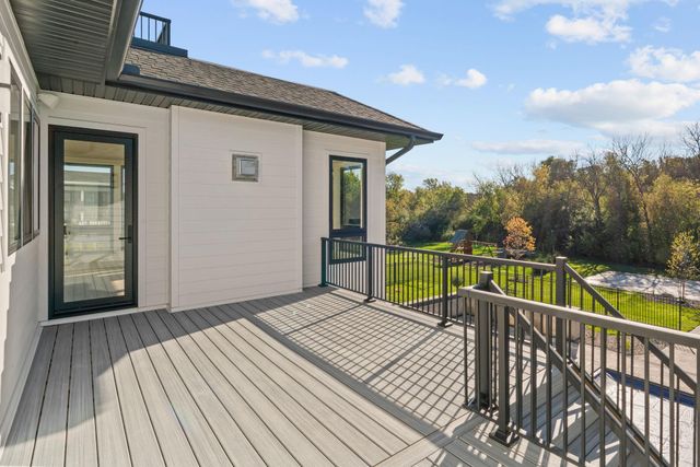 16530 64th Place N, Maple Grove, MN 55311