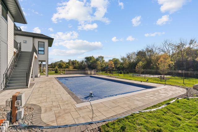 16530 64th Place N, Maple Grove, MN 55311