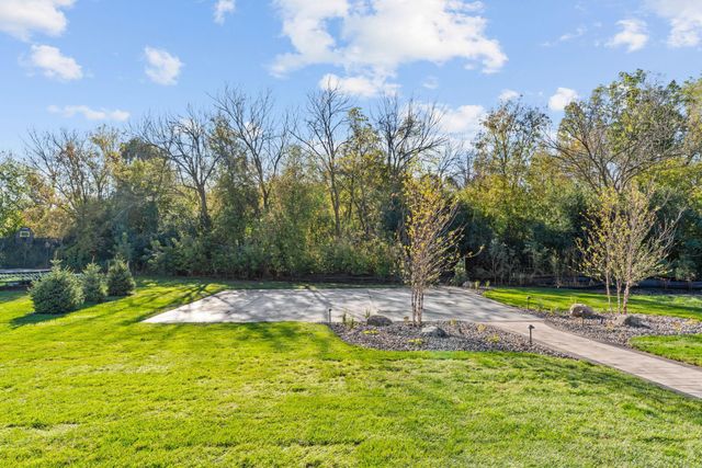 16530 64th Place N, Maple Grove, MN 55311
