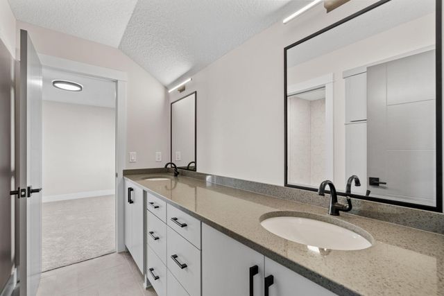 16530 64th Place N, Maple Grove, MN 55311