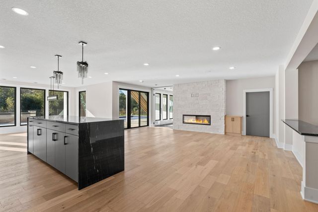 16530 64th Place N, Maple Grove, MN 55311