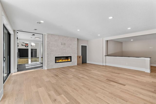 16530 64th Place N, Maple Grove, MN 55311