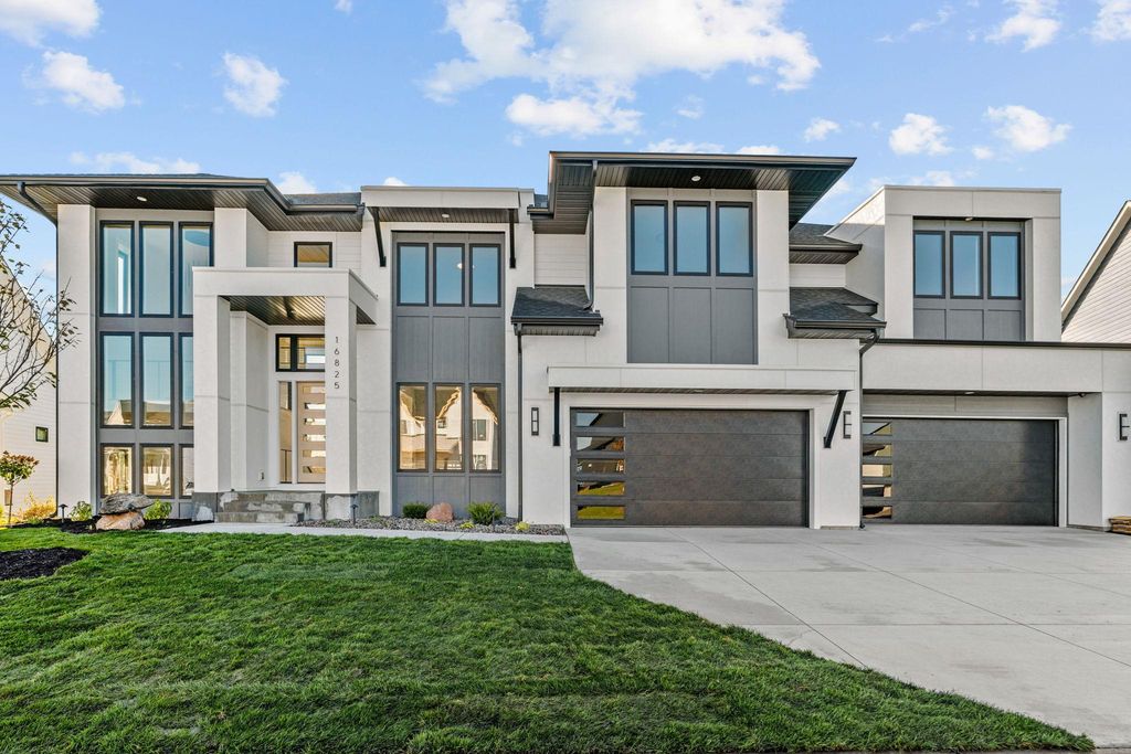 16530 64th Place N, Maple Grove, MN 55311 — photo 2